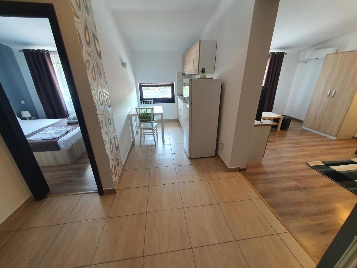 Villa Accommodation Bucureşti Ngoại thất bức ảnh