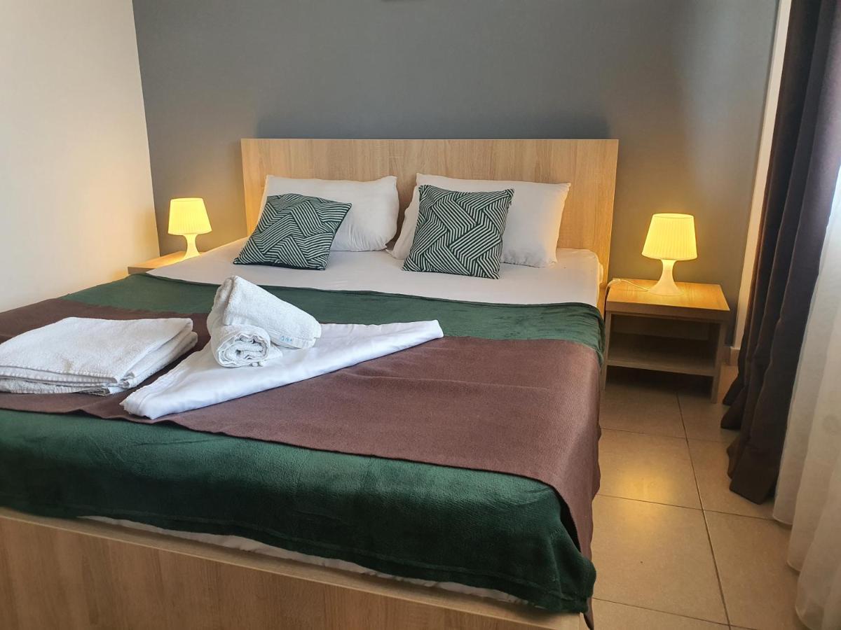 Villa Accommodation Bucureşti Ngoại thất bức ảnh