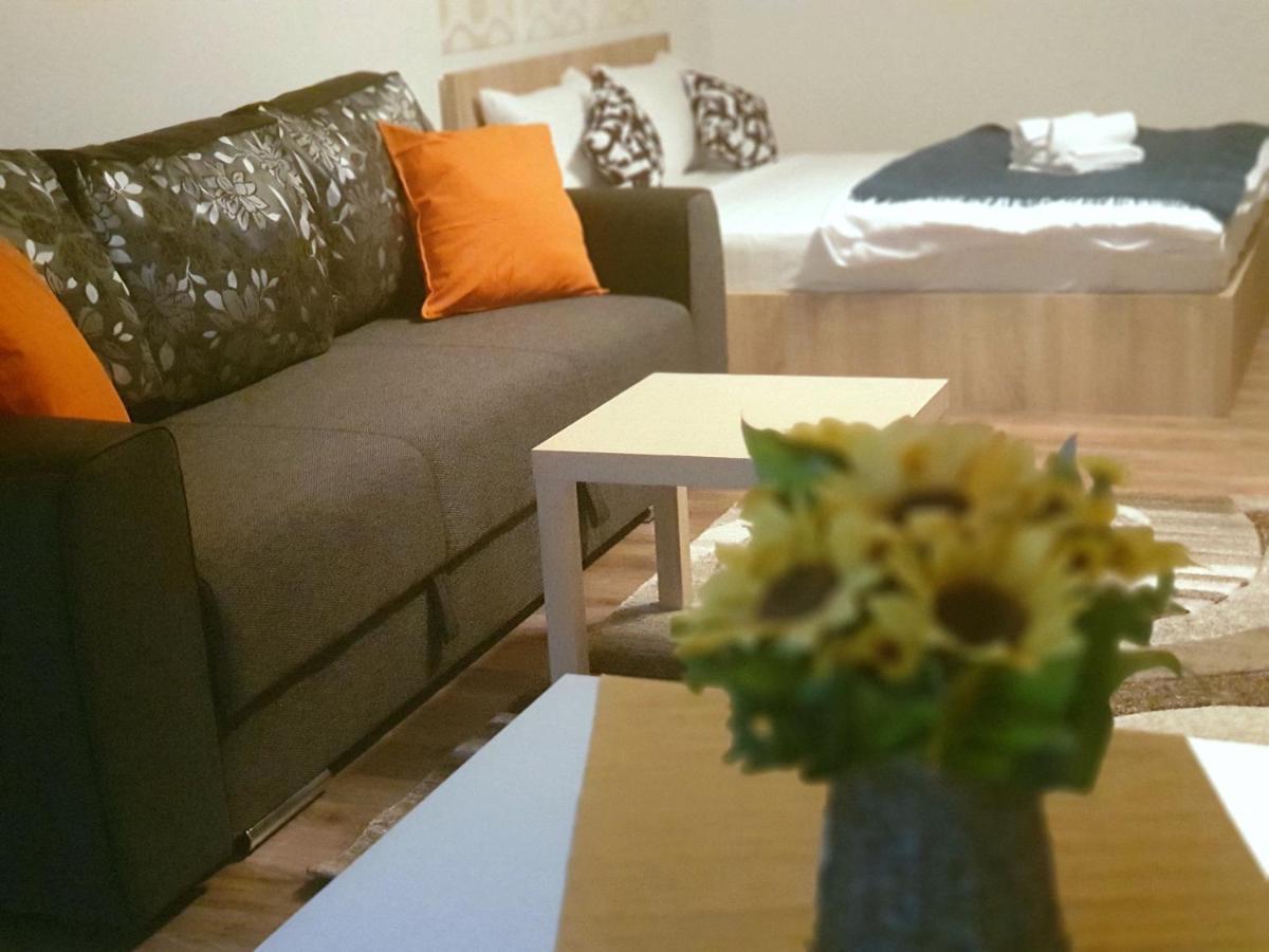 Villa Accommodation Bucureşti Ngoại thất bức ảnh