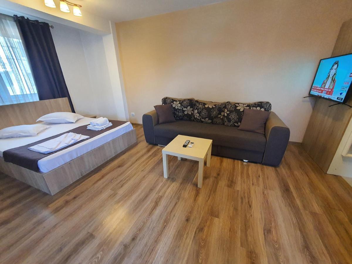 Villa Accommodation Bucureşti Ngoại thất bức ảnh