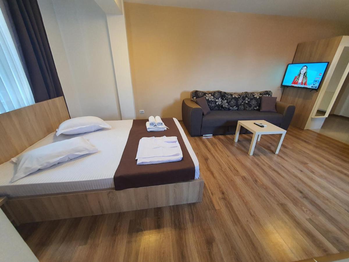 Villa Accommodation Bucureşti Ngoại thất bức ảnh