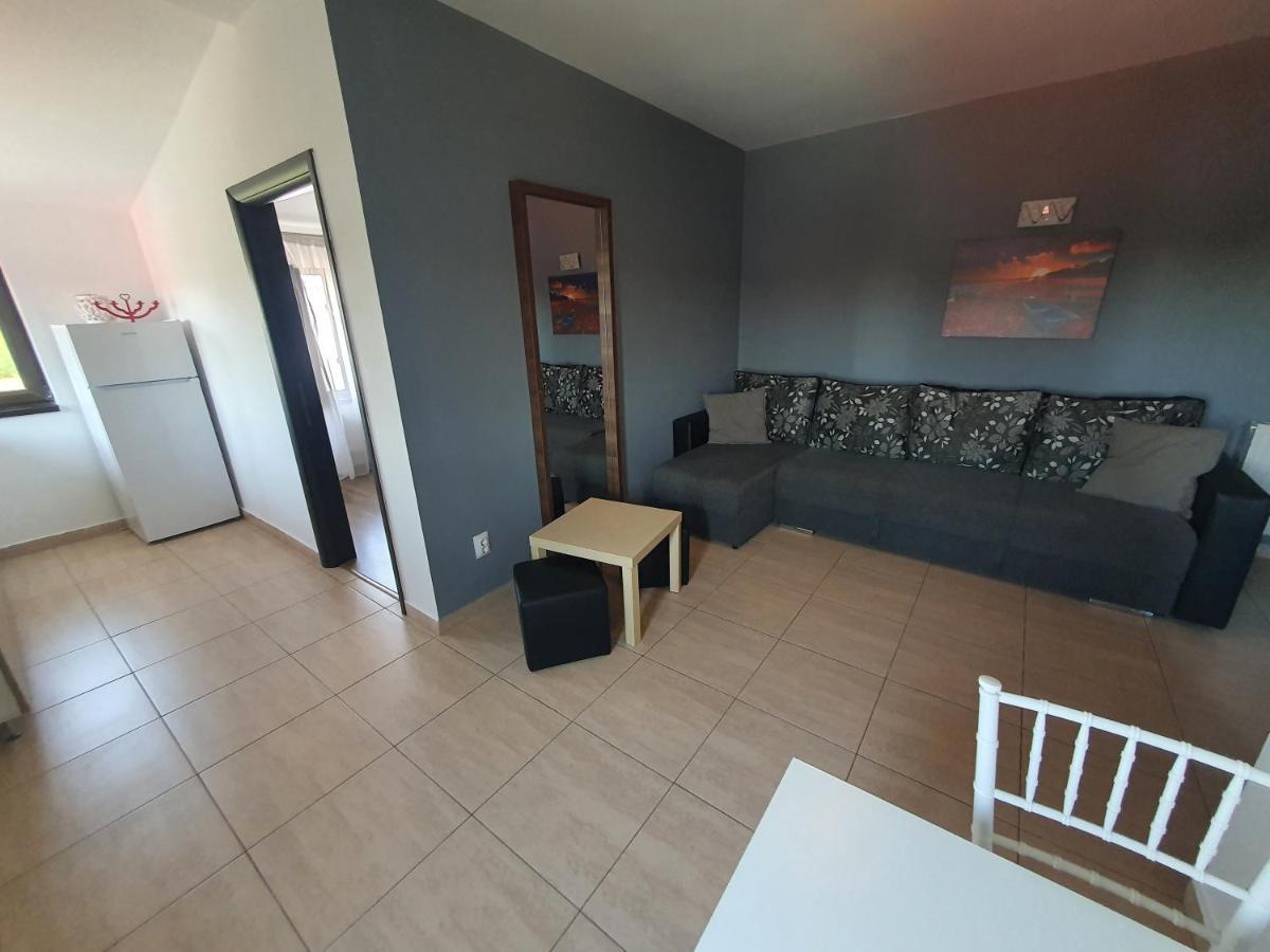 Villa Accommodation Bucureşti Ngoại thất bức ảnh